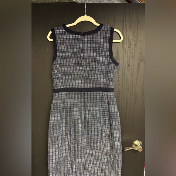Talbots Blue Plaid Dress Knee Lenth Women’s 8 - Picture 3 of 3